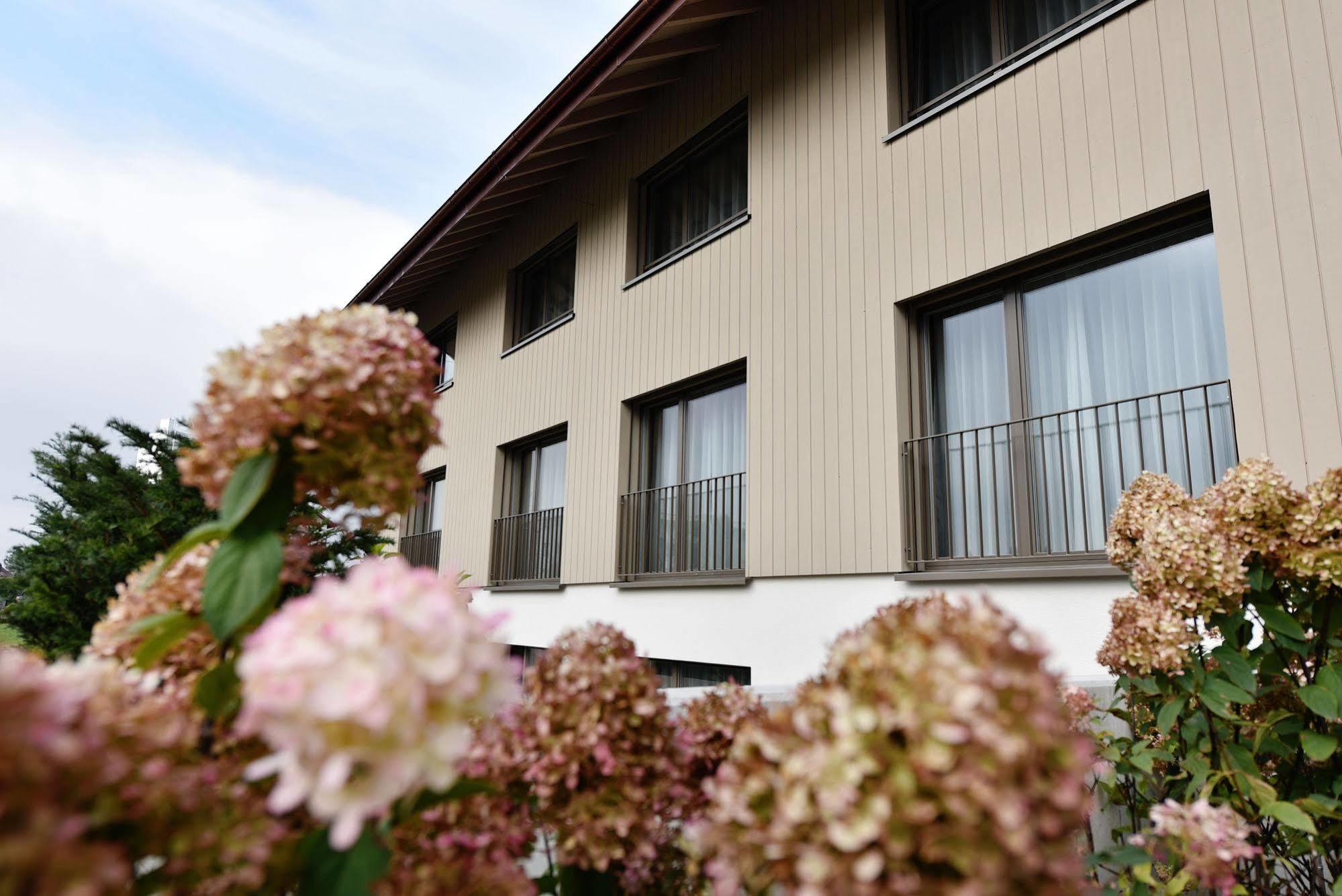 Landgasthof Kreuz - Der Zwischenstopp Mit Herz Auf Dem Weg In Den Suede Kappel bei Olten エクステリア 写真